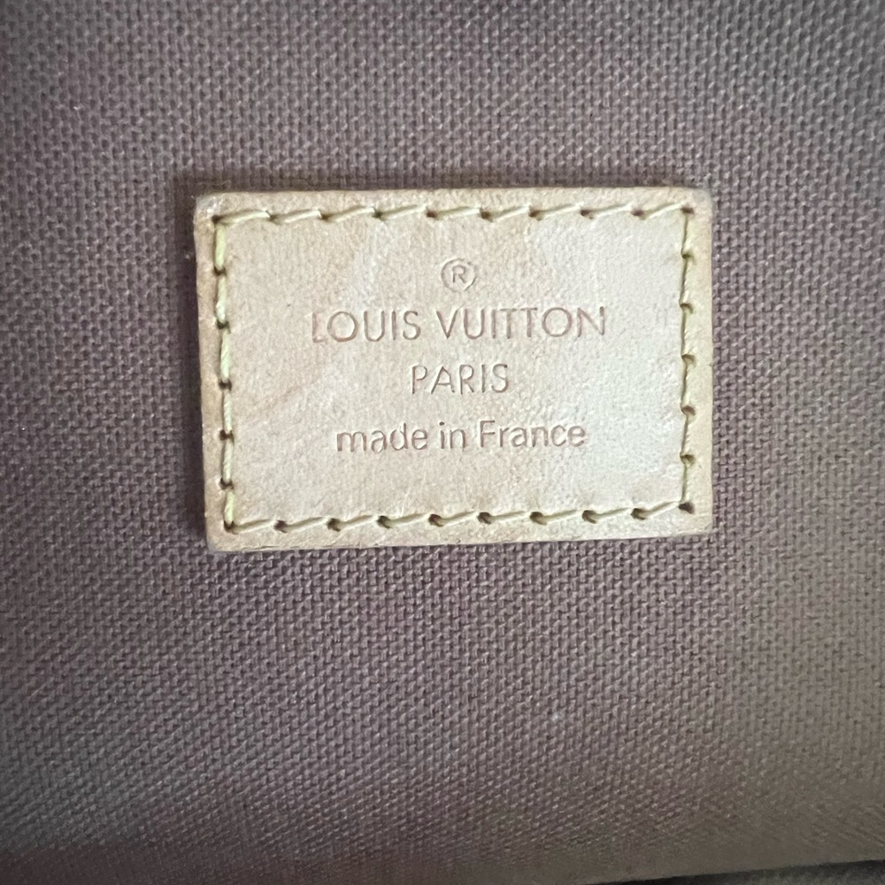 Monogram,Authentic.Very Good Condition, With Dust… - image 6